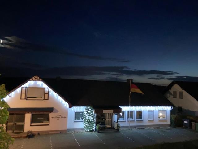 Bed & Breakfast Weisser Stein ชมาลเลนแบร์ก ภายนอก รูปภาพ