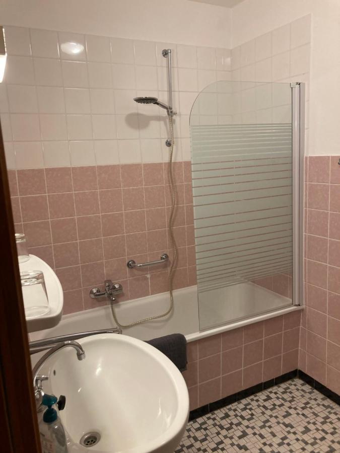 Bed & Breakfast Weisser Stein ชมาลเลนแบร์ก ภายนอก รูปภาพ