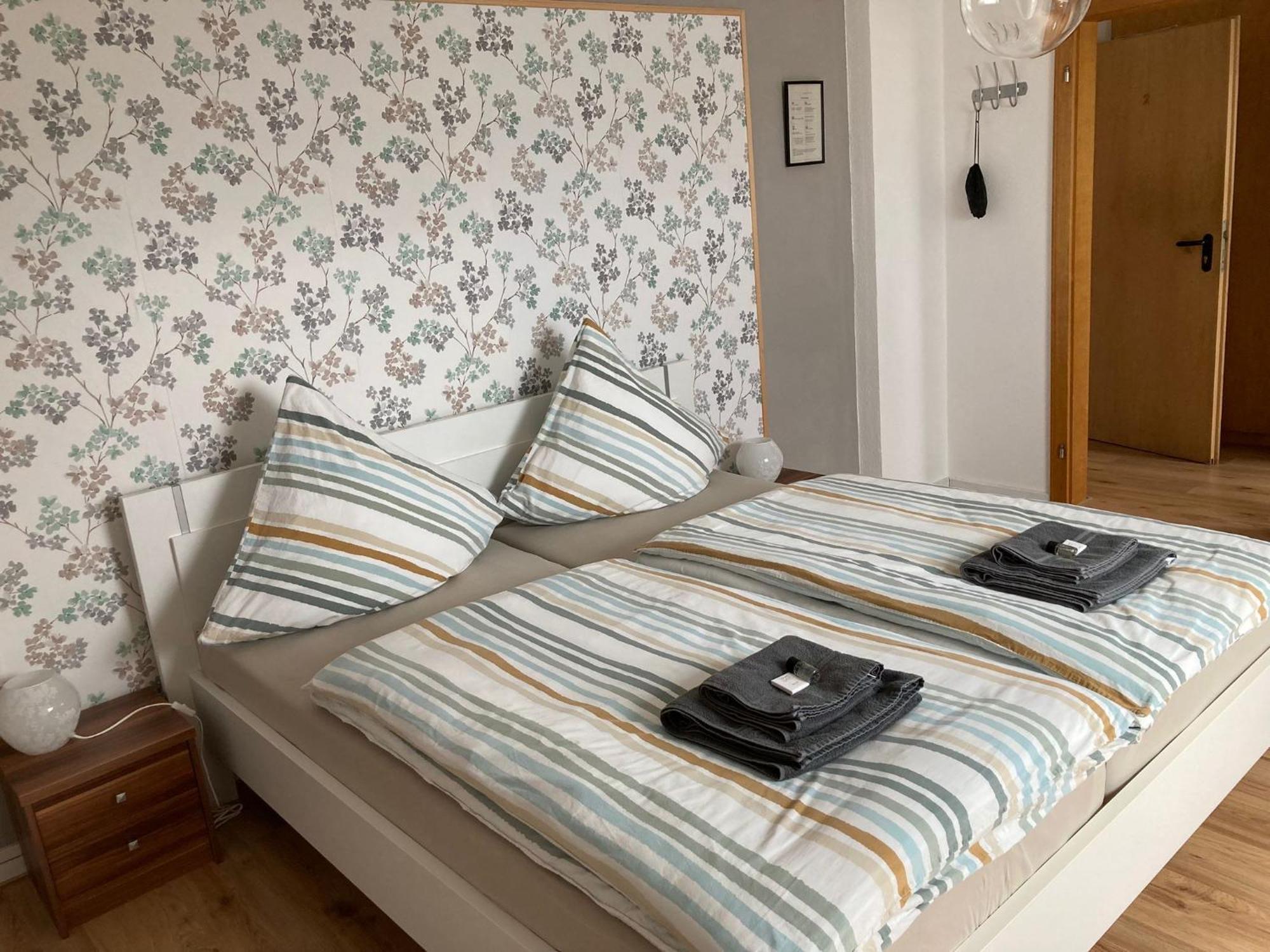 Bed & Breakfast Weisser Stein ชมาลเลนแบร์ก ภายนอก รูปภาพ